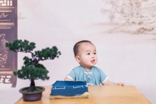 博白宝宝总是抠鼻子